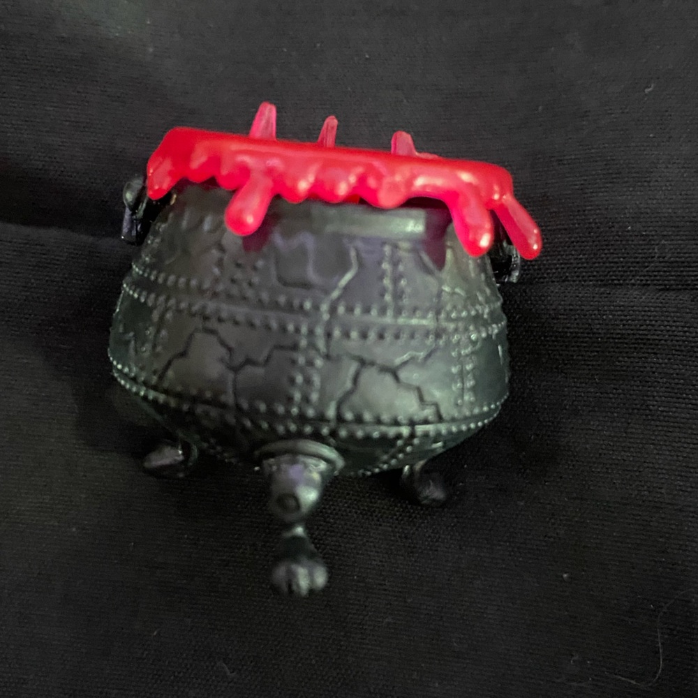 Monster High cauldron